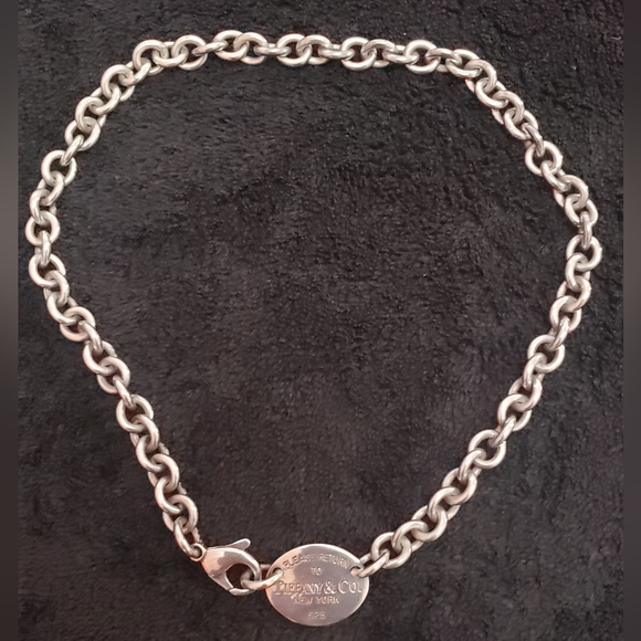 Authentic Tiffany & Co Oval Tag Necklace - Picture 1 of 6